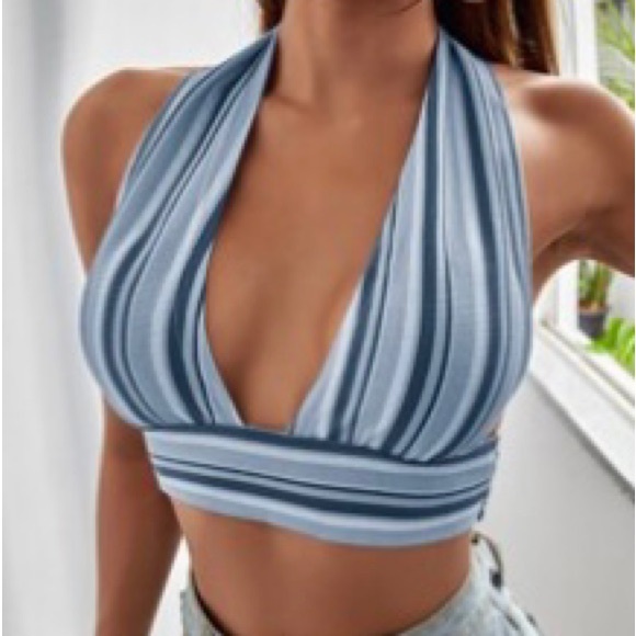 Green and Black Ribbed Halter Crop Top - Picture 3 of 3